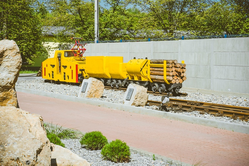 KOLEJKA 01