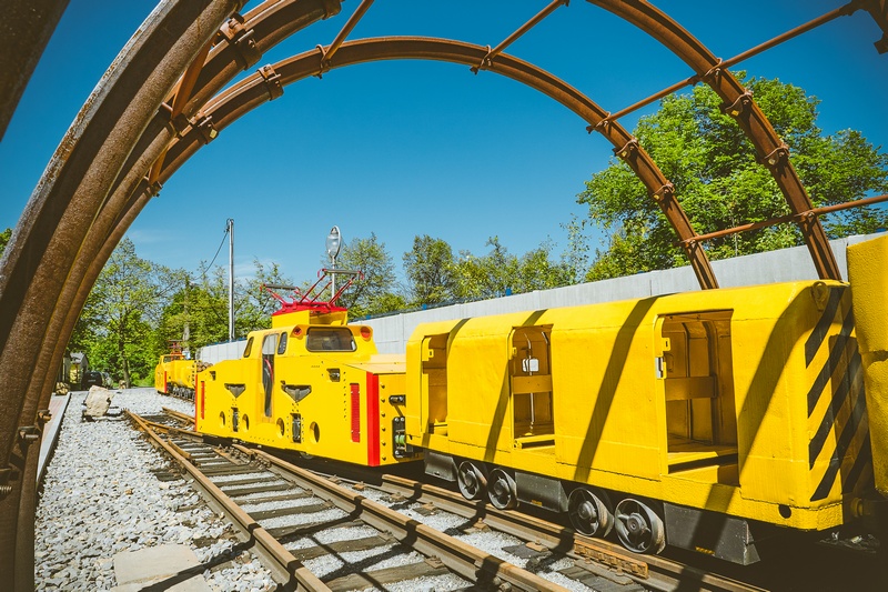 KOLEJKA 02